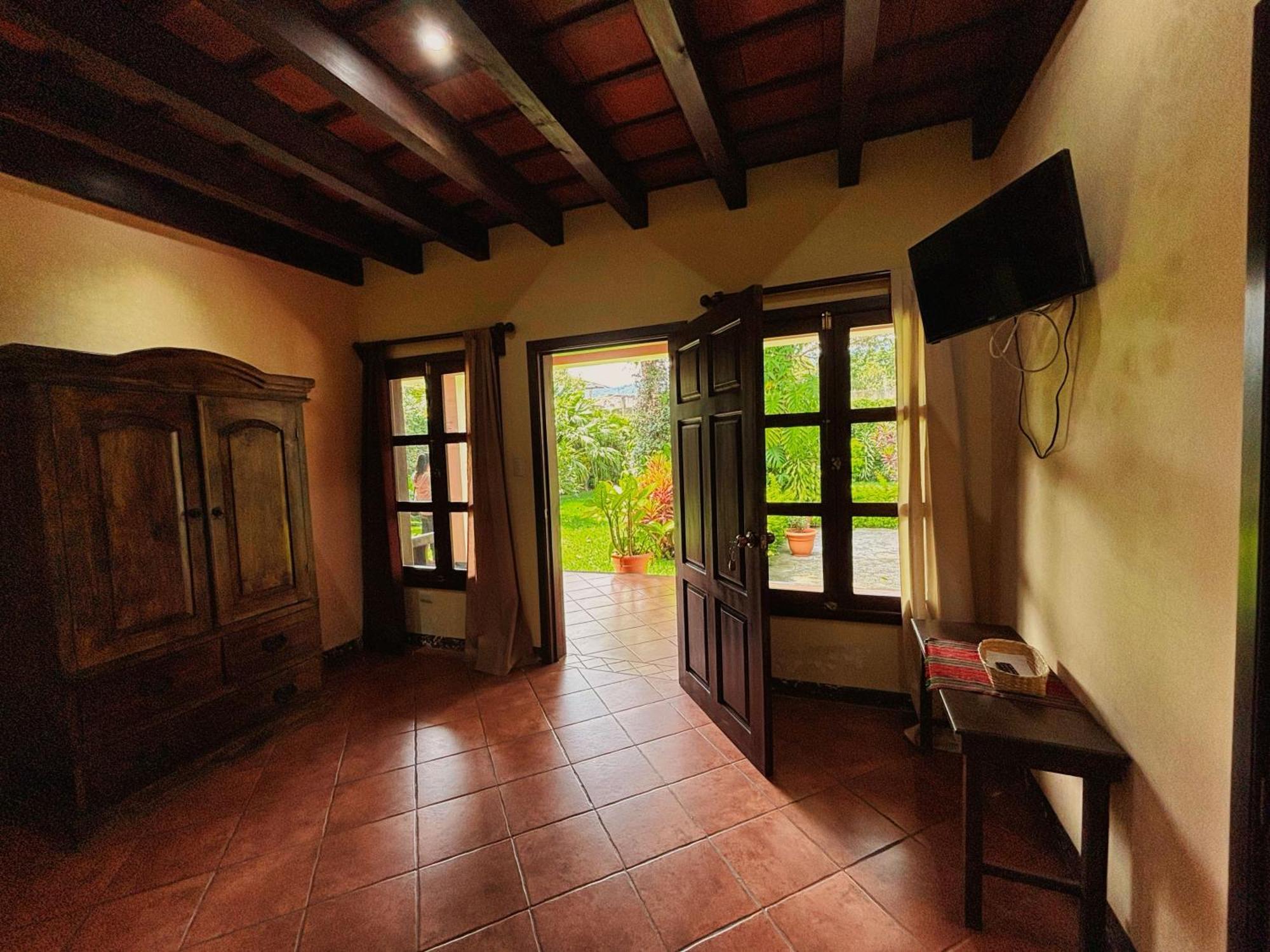 Alana Hotel By Ish Antigua Esterno foto